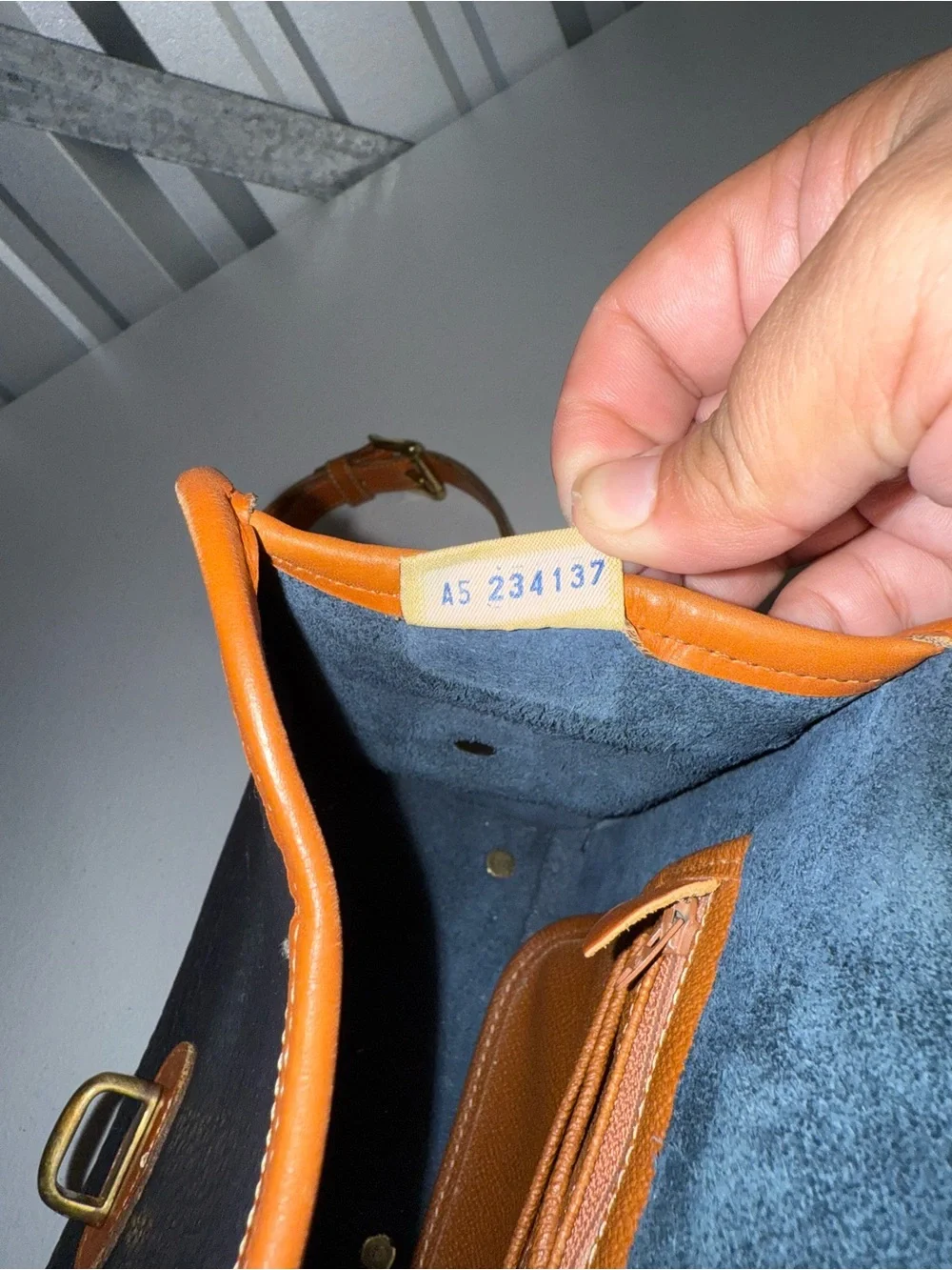 vintage Dooney & Bourke All-Weather Leather bag